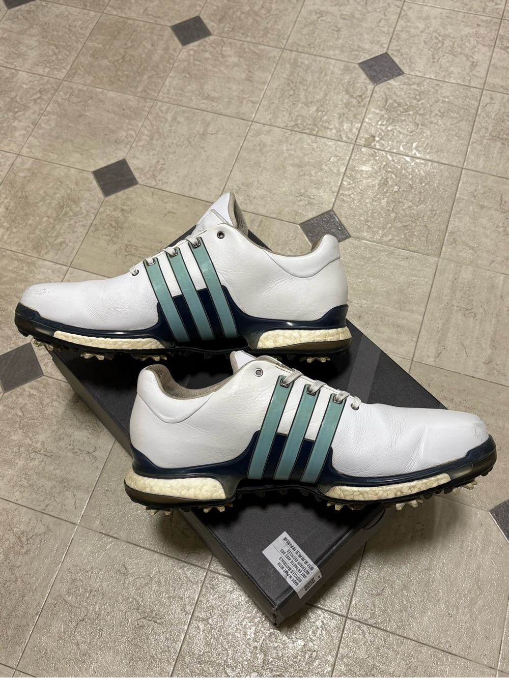 ADIDAS TOUR 360 BOOST GOLF SHOES 2017 SIZE 11 WHITE BLUE Q44938 - Picture 3 of 12